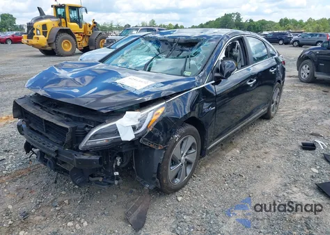 2016 Hyundai Sonata Hybrid Limited from USA, damaged, VIN KMHE34L18GA015791